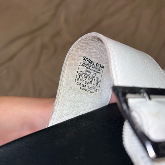 Sorel sandals - Picture 7 of 9